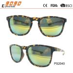 2017 hot sale style sunglasses with UV 400 protection lens ,made of plastic