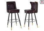 Luxury Leather Button Deco High Bar Stools , Solid Wood Restaurant Supply