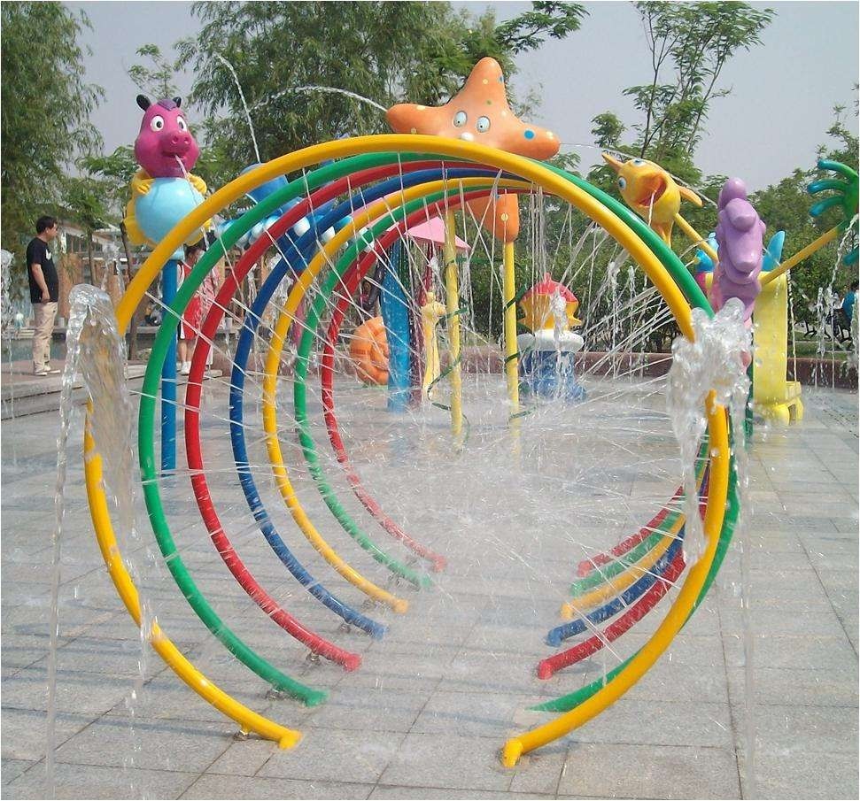 Water Park Water Splash Pad Outdoor Water Playground Amusement Equipment Rainbow Water Spray Loops
