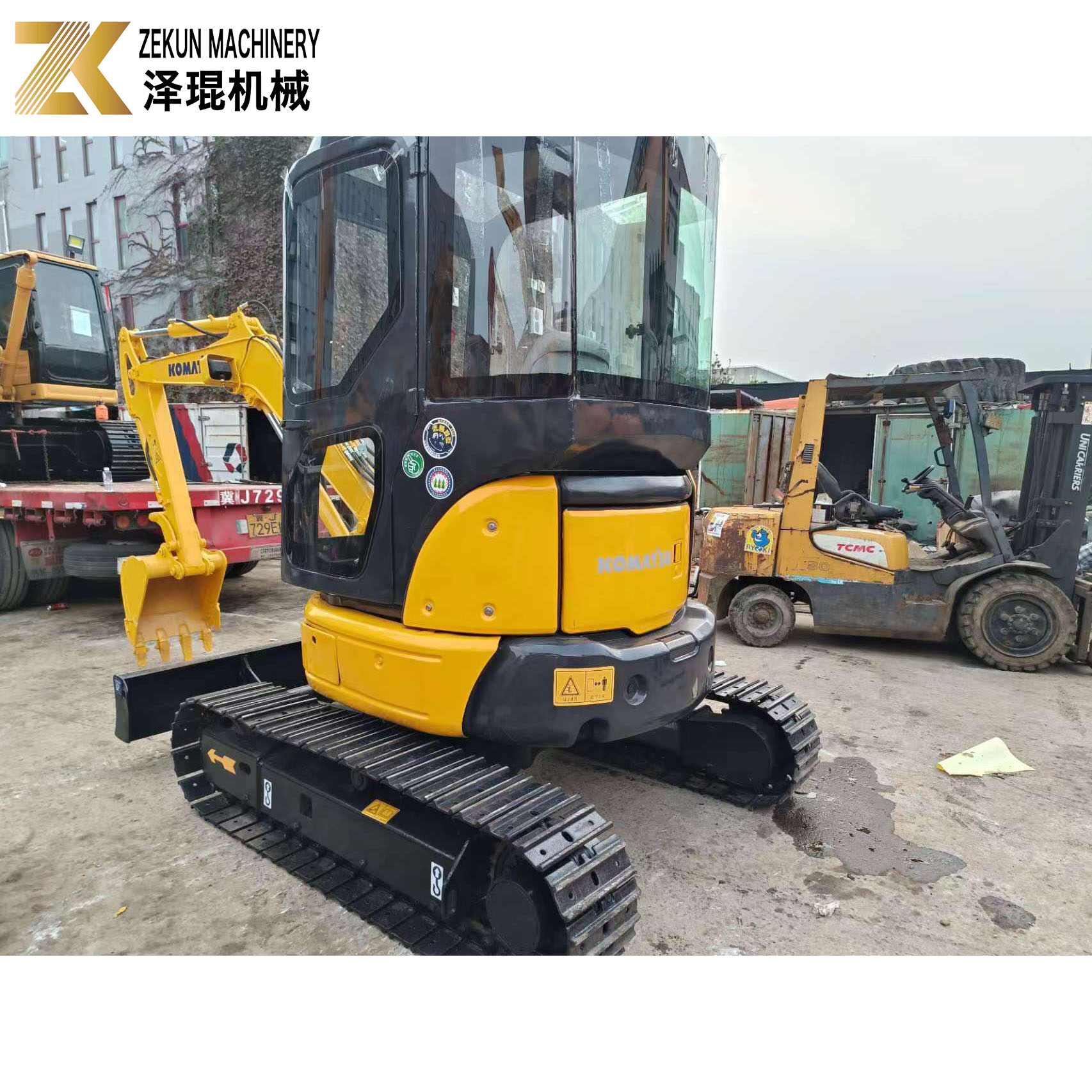 Komatsu PC35MR-3 Second Hand Excavator with Excellent Performance