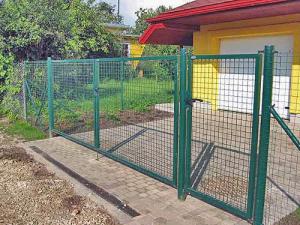 Wholesale fencing manufacturer,iron fence,wire mesh fence,garden fence from china suppliers