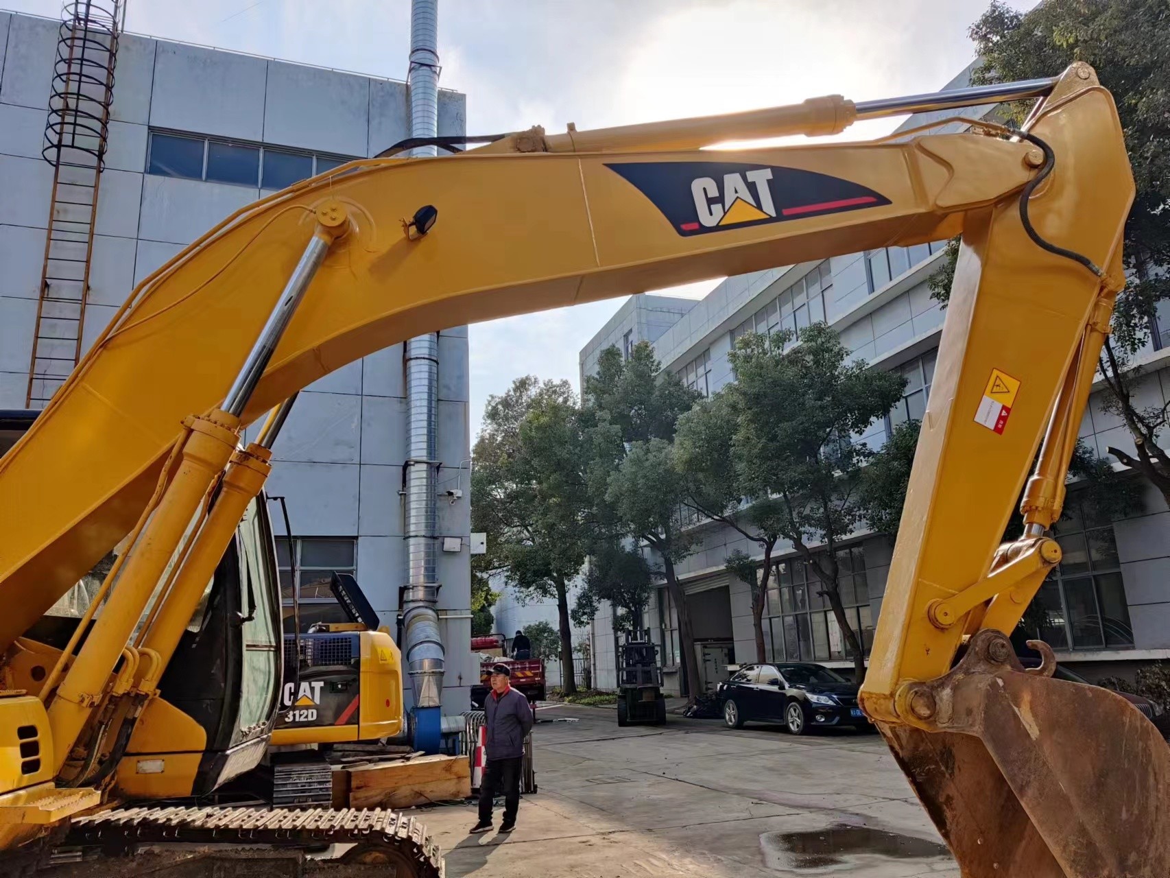 2015 To 2021 Year Used CAT Excavators 320C Crawler Excavator With 6 Cylinders