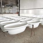 Sustainable White Gloss Oval Stand Alone Bathtub Acrylic Home Hotel