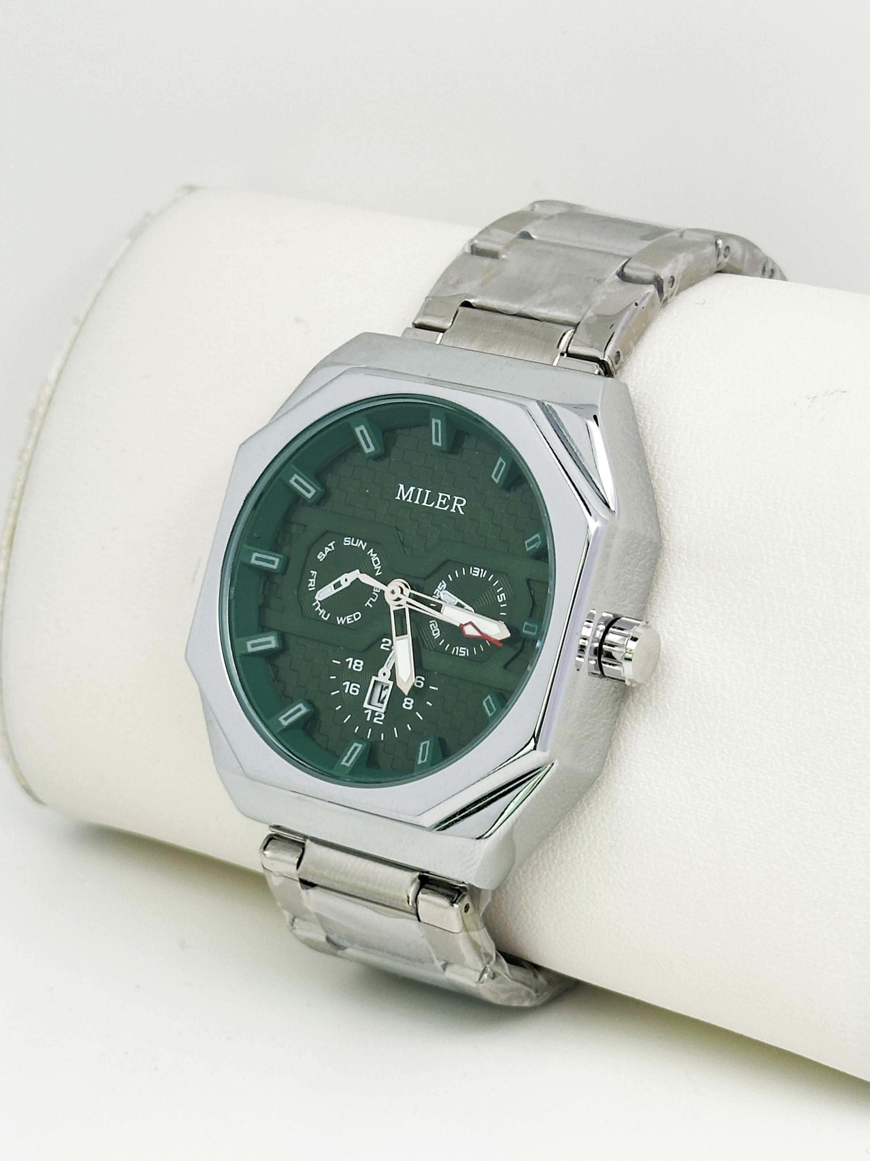Stainless Steel Watch Men Wrist Watch Customized for Men and Women