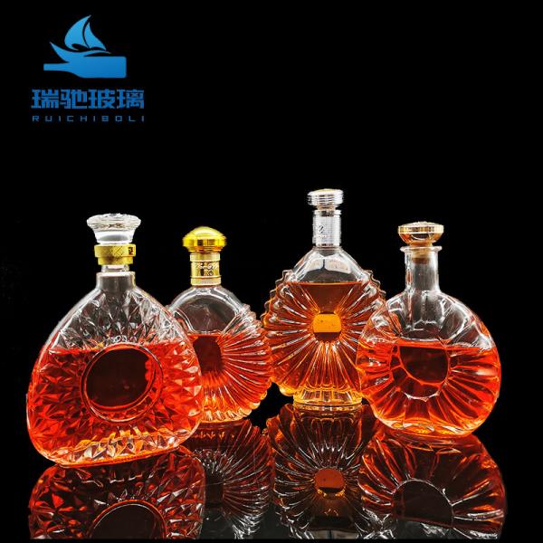 500ml Soft Drink Bottle Glass Water Liquor Bottle with Cap Seal in Super Flint