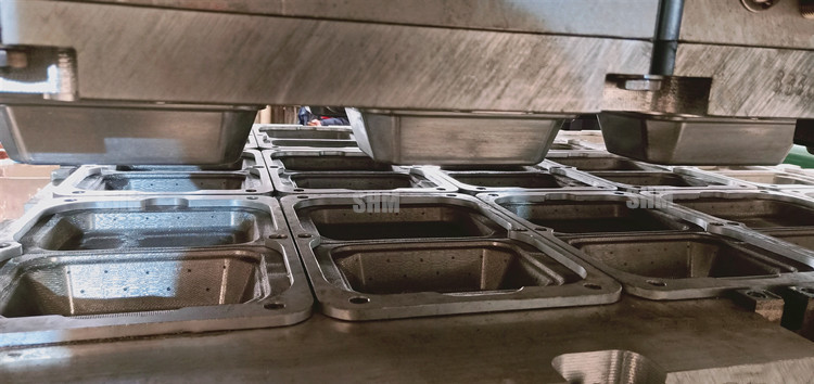 High Speed Paper Pulp Machinery Industry Molded Pulp Packaging Machine