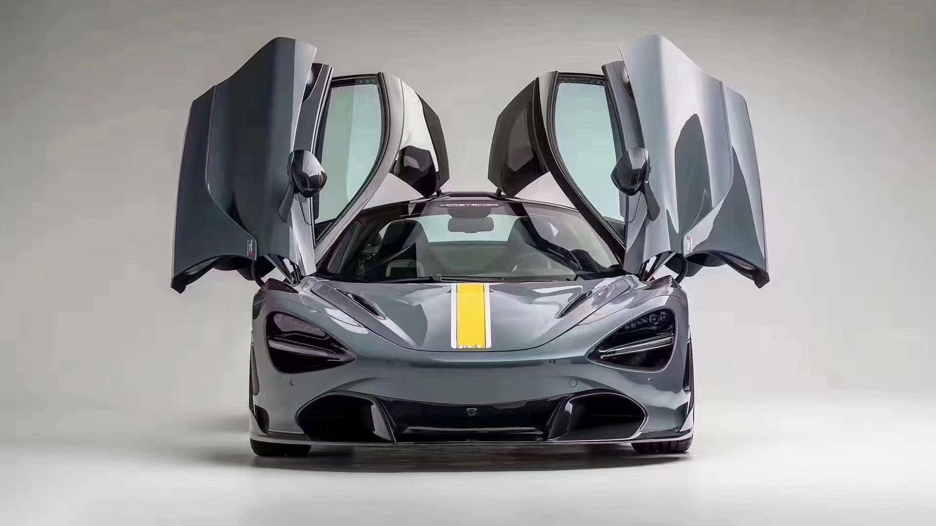 High Quality Carbon Fiber Carbon Fiber Body Kit for McLaren 720S 720S Carbon Fiber Front Shovel Rear Diffuser Spoiler Fins