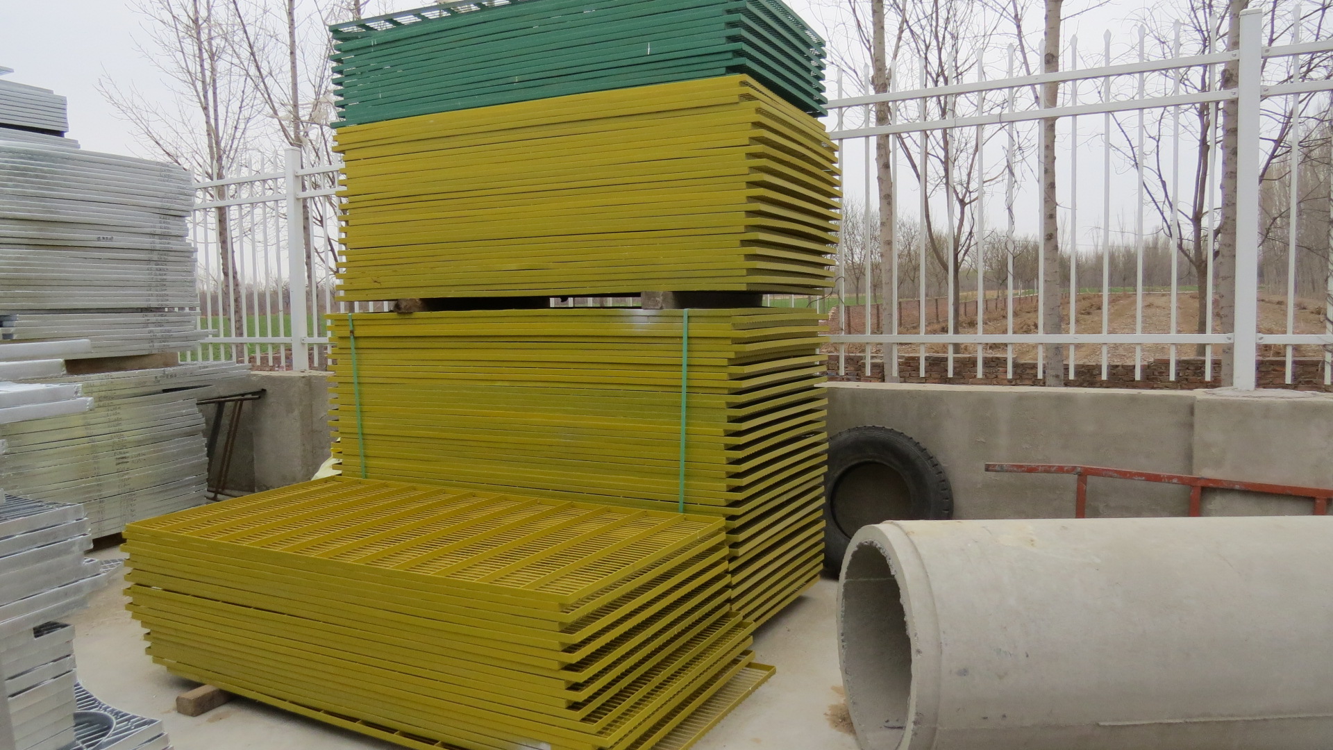 pigeon cage ground grating plate