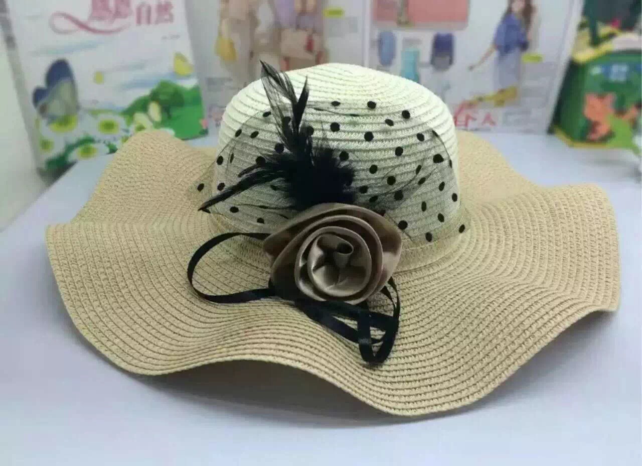 Unisex Summer Straw Beach Hat With Nylon Strip Ribbon / Mesh Inside Fabric