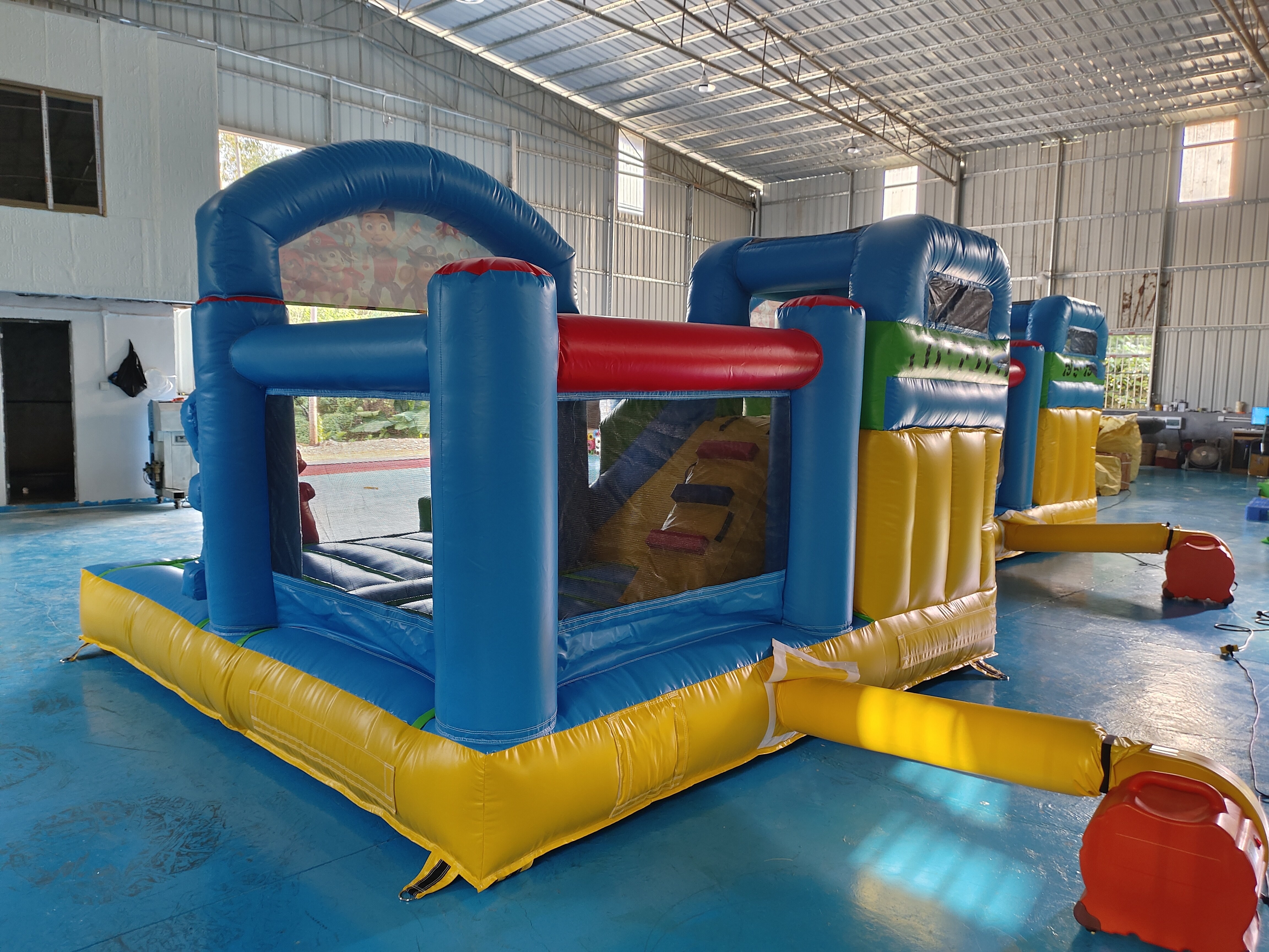 Popular Cartoon Inflatable Bounce House With Slides PAW Patrol Inflatable Combo For Kids