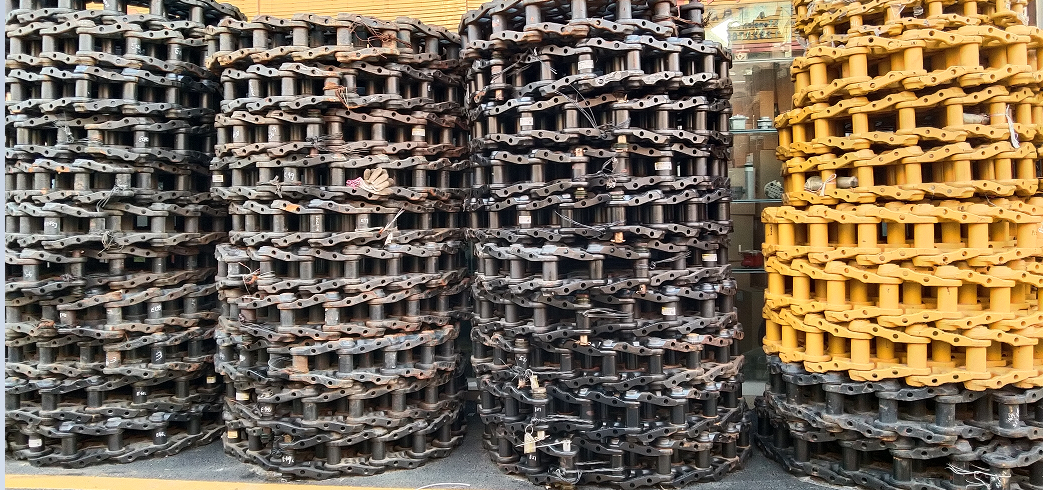 Professional manufacturer of track shoe or link assembly for excavator machine Chassis parts