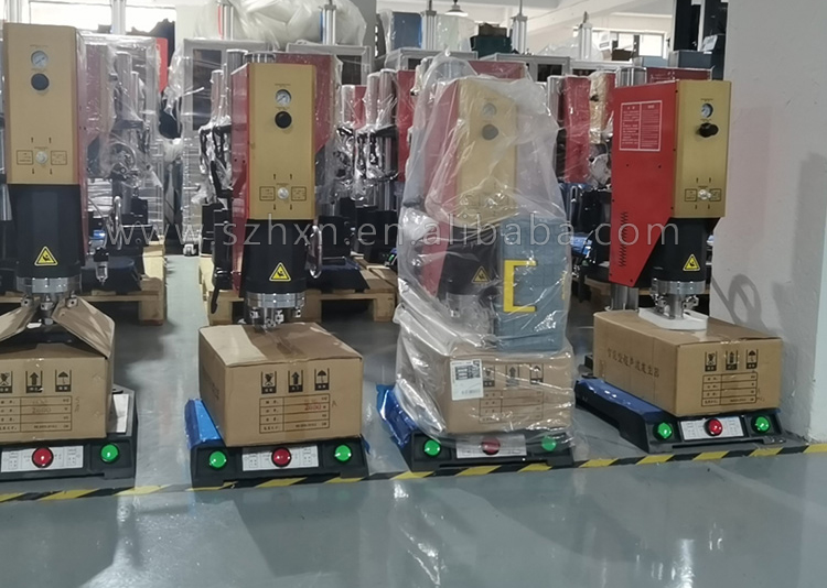 Easy to Operate 15KHZ 3200W Portable Ultrasonic Welding Machine for Fabric Plastic PVC