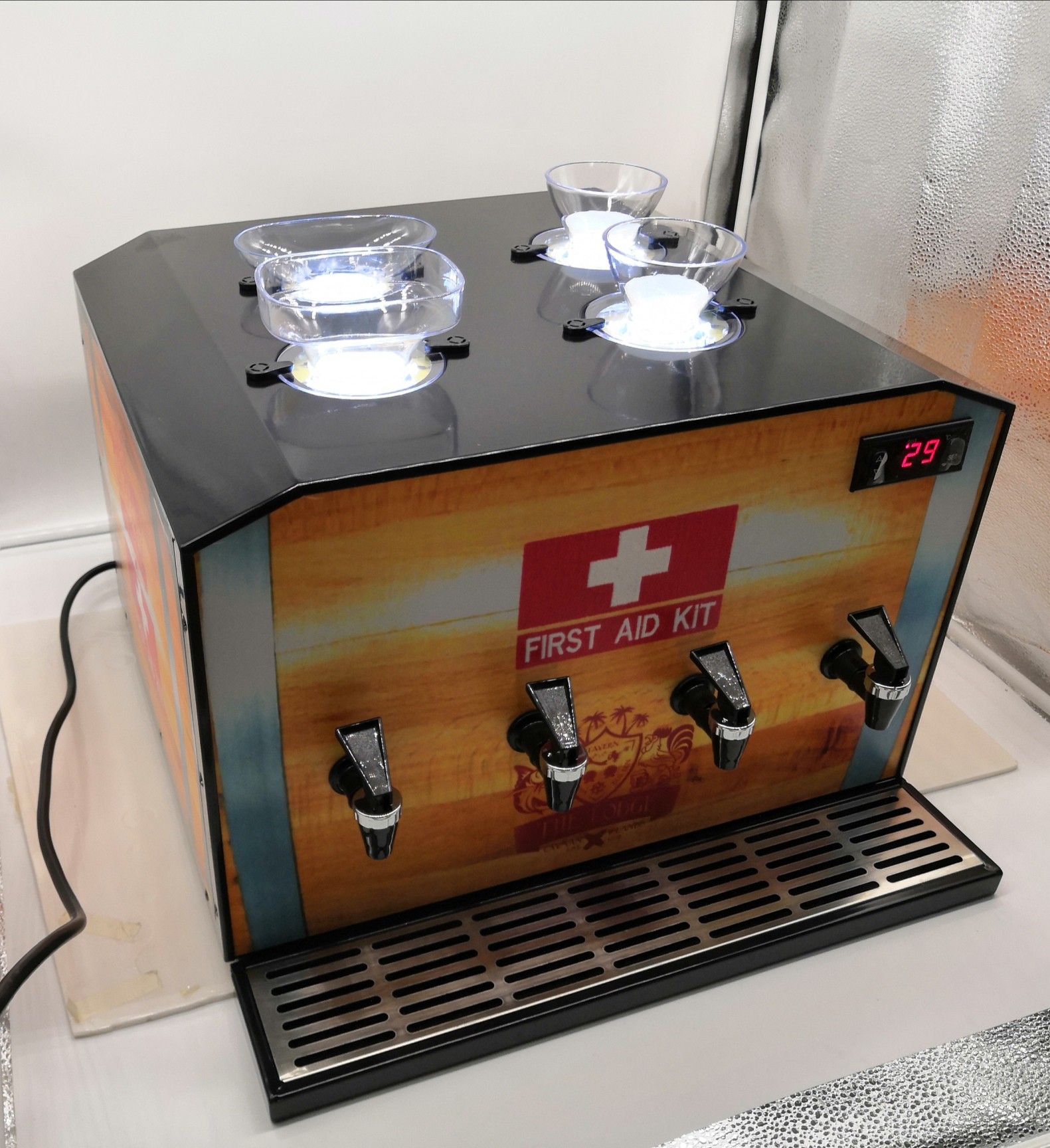 Indoor Cold Shot Machine With Four Independent Tanks / Four Taps