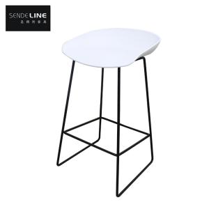 Wholesale Simple Bar Chairs Beauty Salon Stools Bar Fixed Bar Chairs Front Desk Cash Register Seats from china suppliers