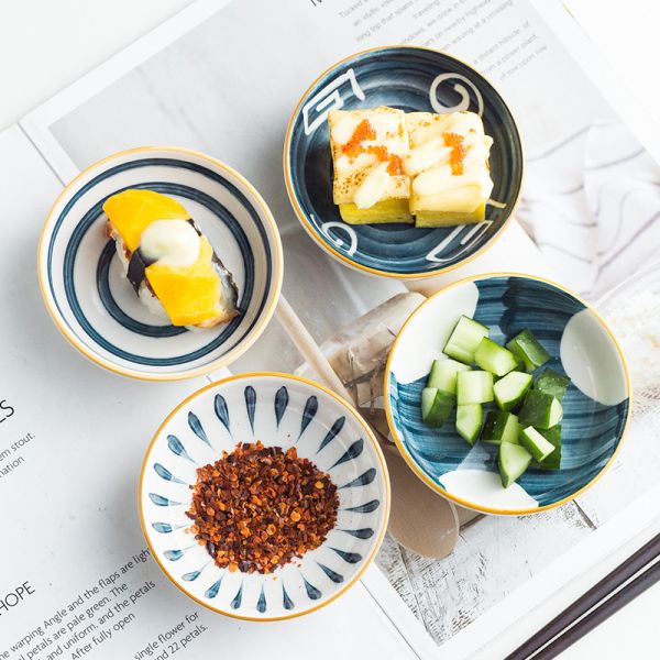 4 Plates Ceramic Dinnerware Set With Simple Design And Customer Logo