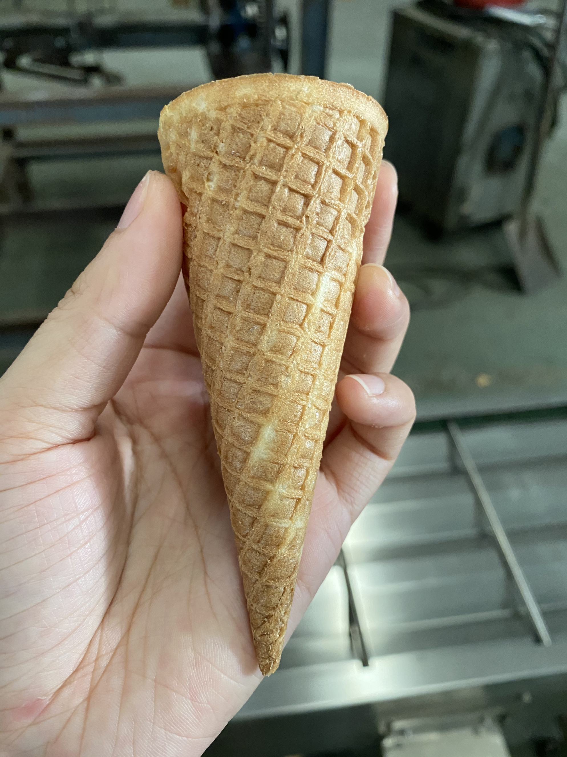 SS Ice Cream Cone Making Machine 4000 - 5000 Pcs/H Capacity