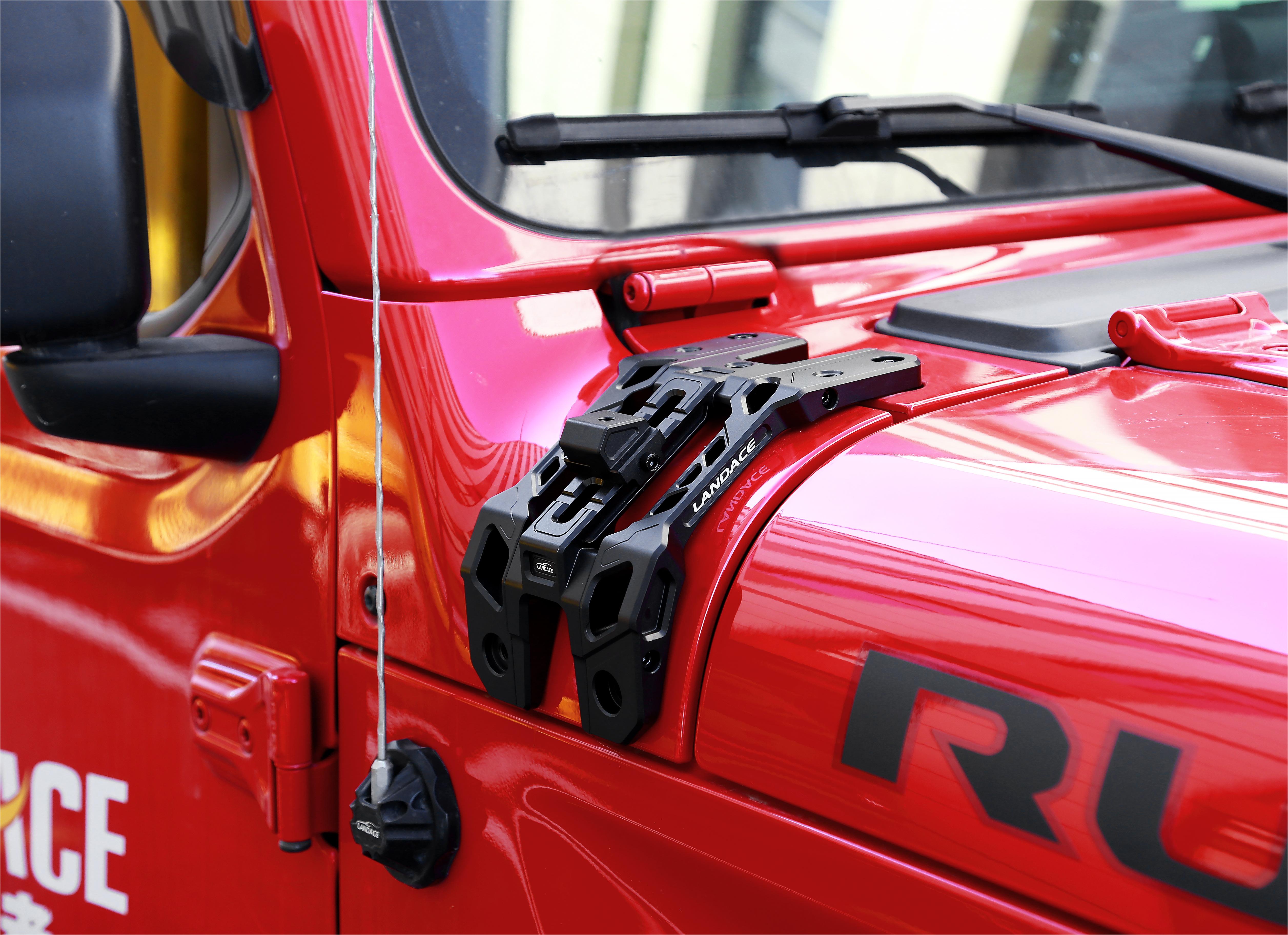 JEEP 2021- Wrangler Light Mounting Brackets CNC machined with Durable Aluminum Alloy