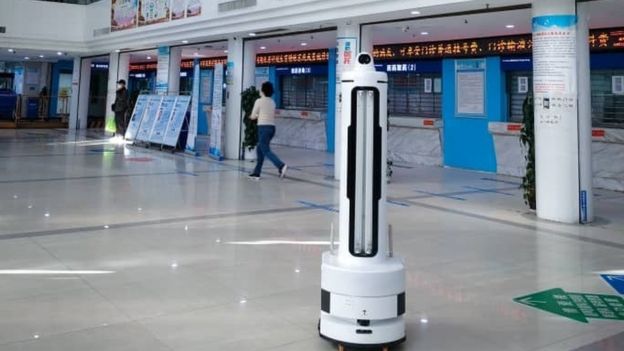 medical Sterilization Equipment Bacteria Virus Killing Robot