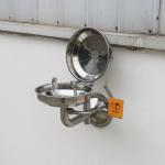 Wall-mounted type stainless steel cover eye washer, eye wash station, auto open