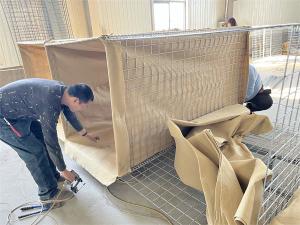 Wholesale Retractable Military Style Galvanized Defensive Hesco Barriers from china suppliers