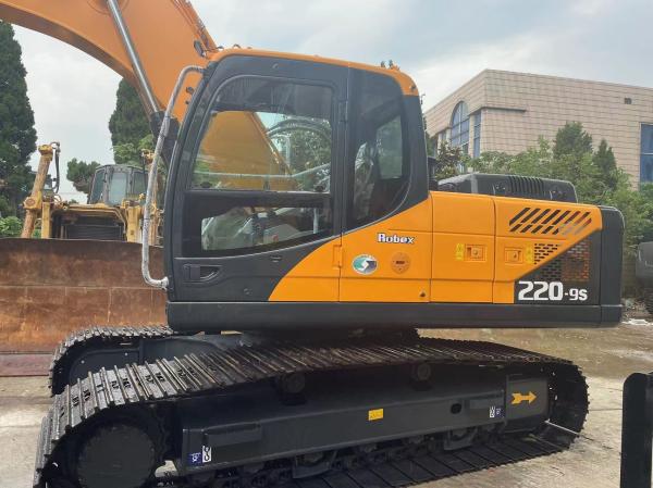 Excavator Digger Good Condition 100-500 Hp Fuel Capacity 100-500 Liters Arm