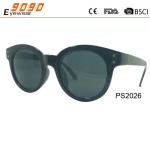 Newest Style 2017 plastic Fashionable Sunglasses ,UV 400 Protection Lens