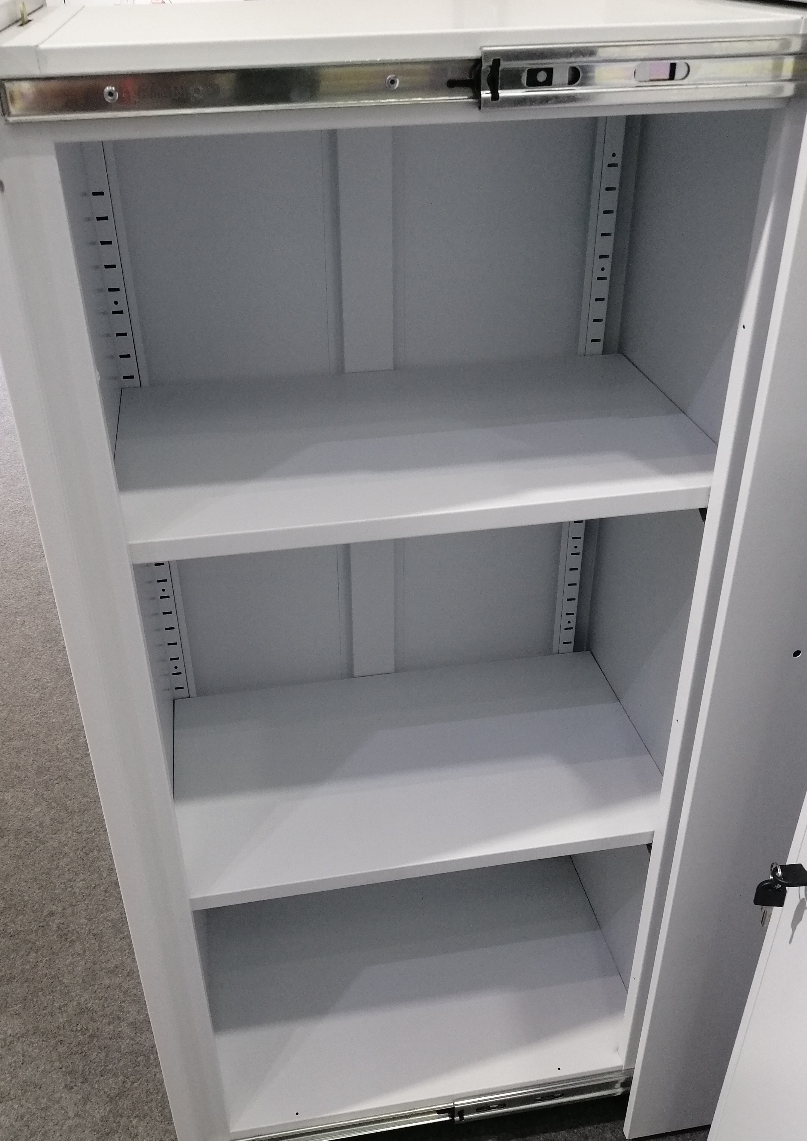 12mm Edge Tower Office Steel Cabinet Blue Handle White Body