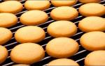 Cookies production line semi automatic 100kg / 500kg Choco chips Butter cookies