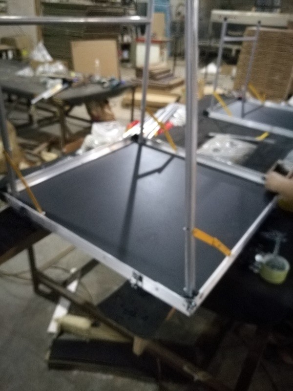 5FT Folding Indoor Table Tennis Table , Easy Carrying Portable Ping Pong Table