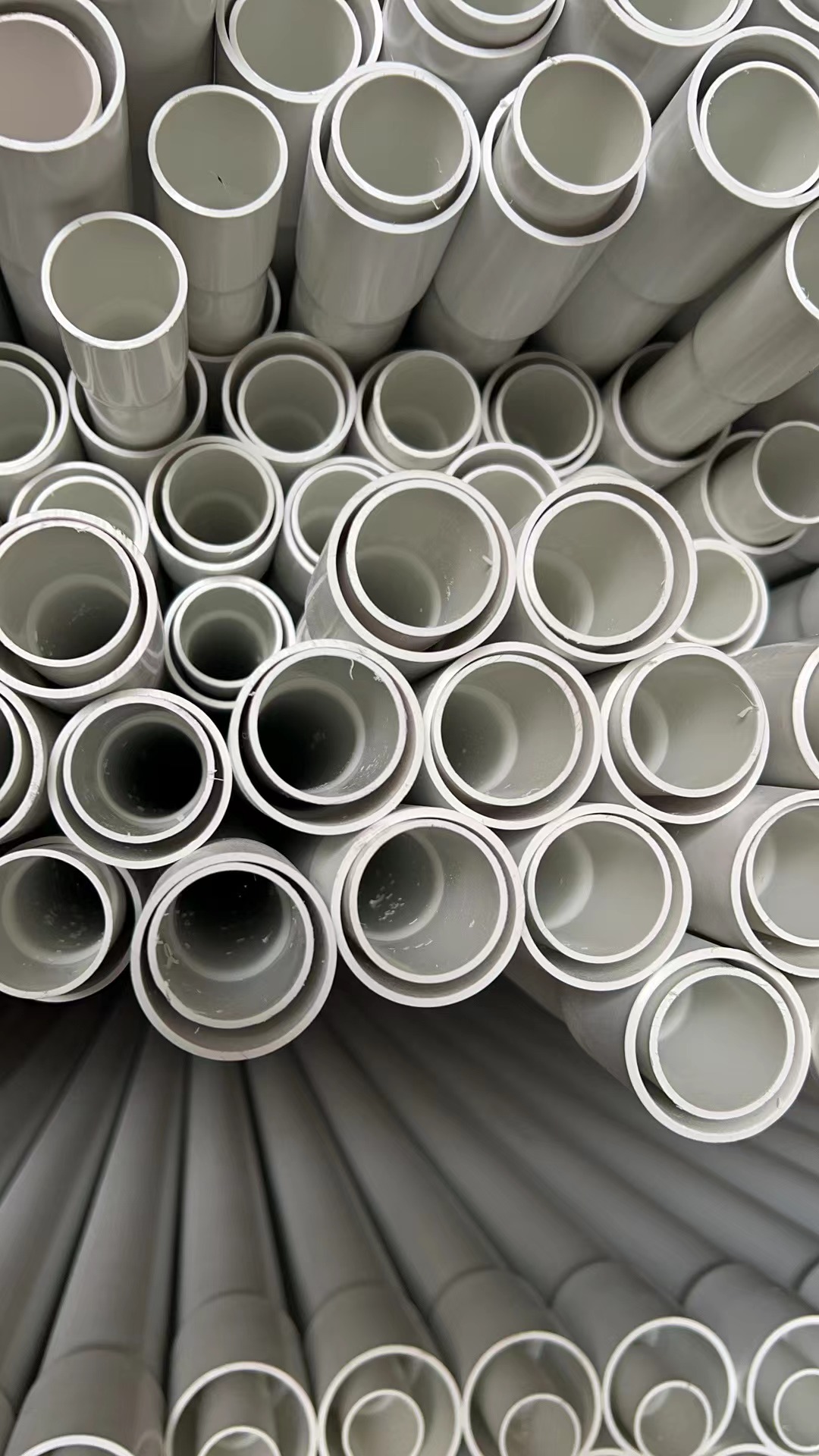 Raw Material 20mm PVC-U Conduit Pipe Fittings for Electrical Applications