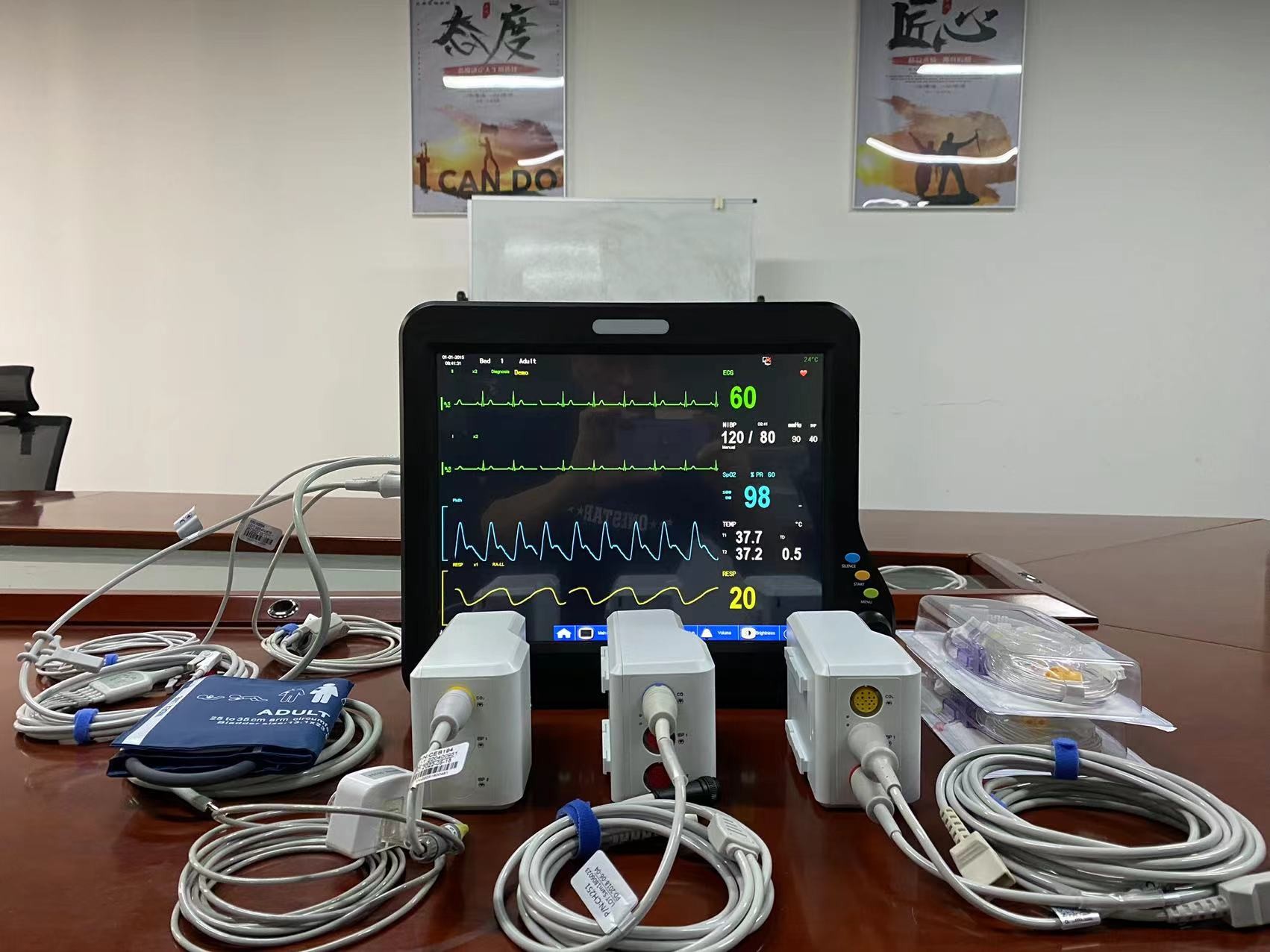 ICU Cardiac Modular Patient Monitor Portable Multi Parameter Multilingual