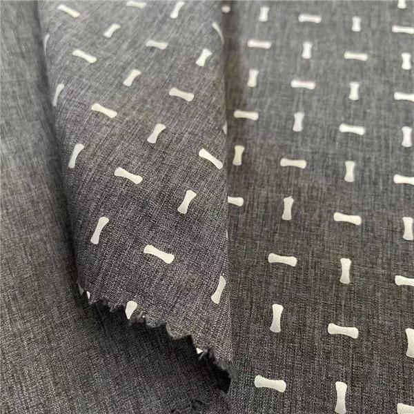 100% Polyester Foiled Cationic Winter Jacket Fabric Plain 75D*150D 120gsm 150cm