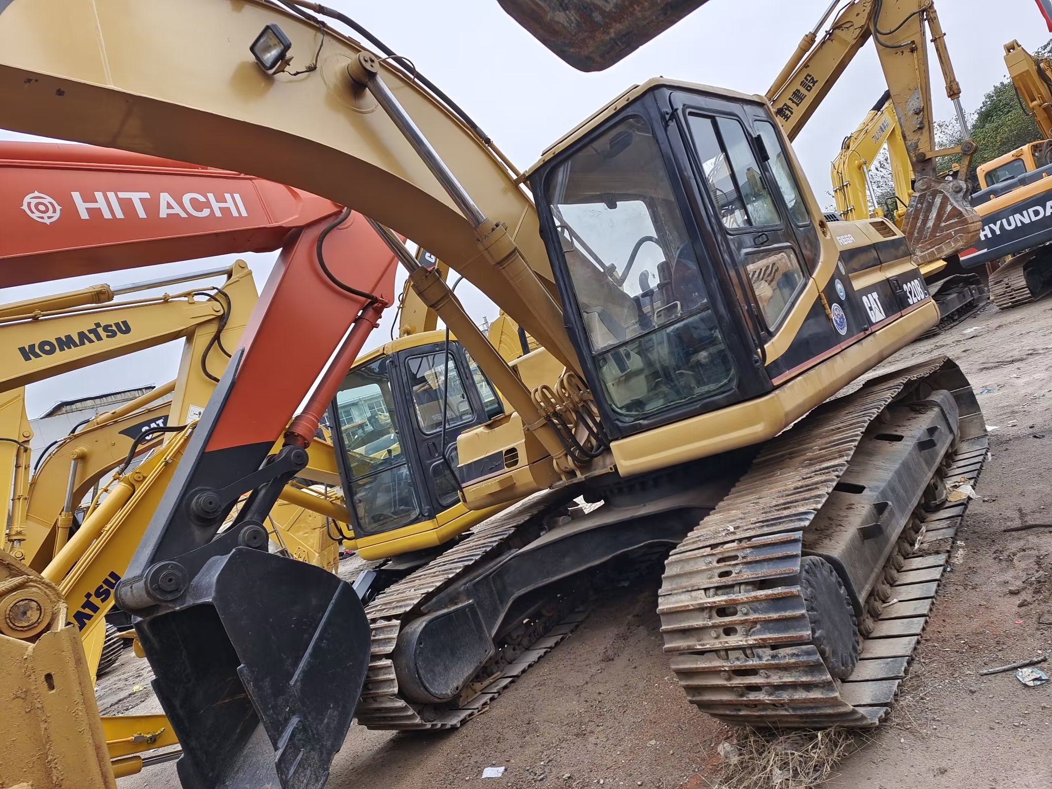Year 2016-2020 CAT 320 320B 320BL 320C 320D 320DL 320DL used caterpillar excavators