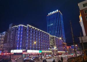 Wholesale RGB LED Linear Lighting Strips Outdoor Building LED Tube Light from china suppliers