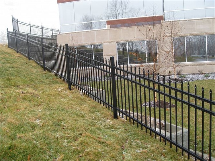 Powder coated horizontal steel garrison fence design