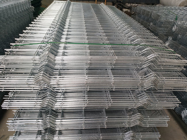 5mm Hot Dipped Galvanized 3d Curved Fence Corrosion Resistance
