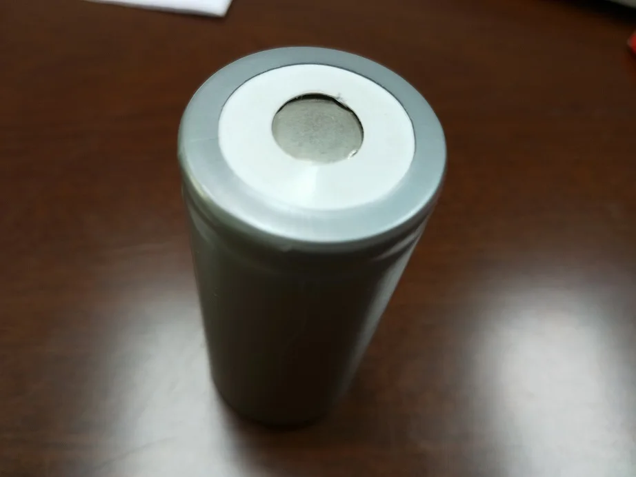 32700 Cylindrical LiFePO4 Rechargeable Battery Cell 3.2V 6000mah 3C Discharge
