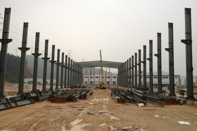 H Section Steel Workshop Steel Structure With Glass Wool Insulation Roof
