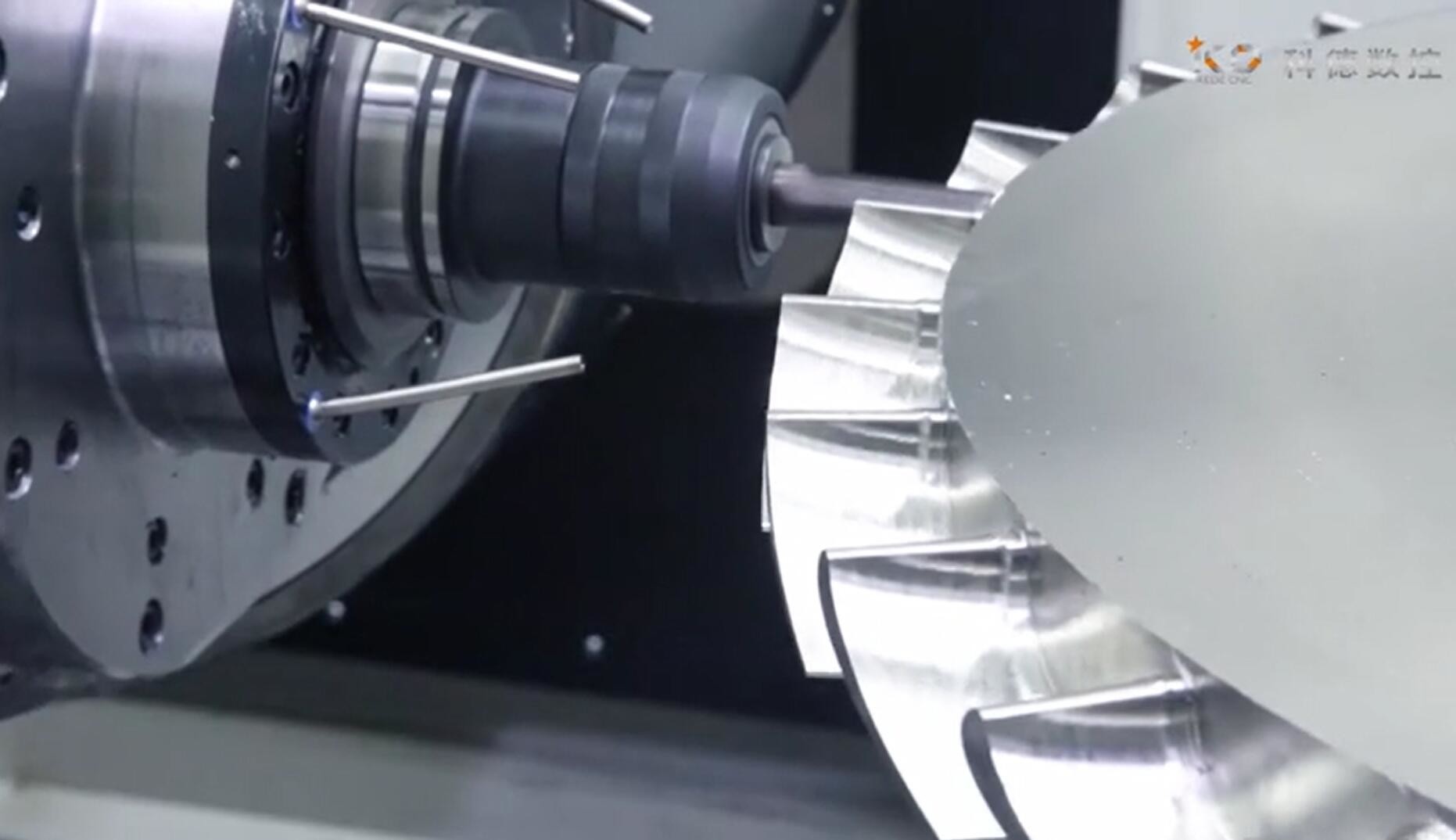 Turning Milling 800S 5 Axis Vertical Machining Center