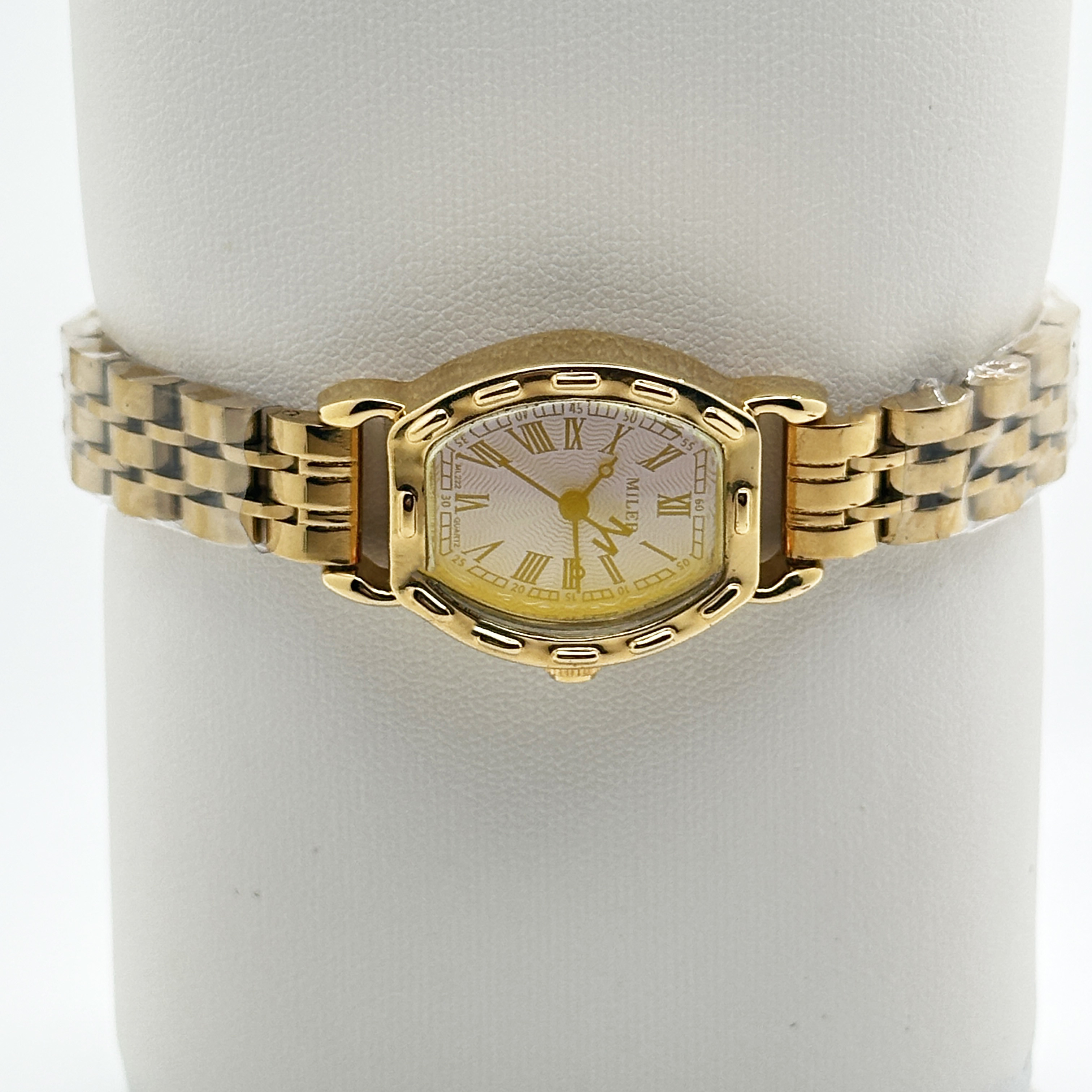 Factory Wholesale Fashionable and Elegant Quality Women Watches with Stainless Steel Strap Analog Luxury Watch