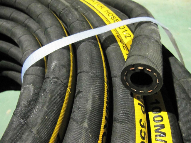 Smooth Texile Braided Steam Hot Water Hose Weather Resistant Colorful