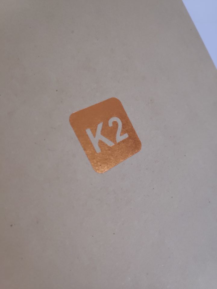 Customized rigid cardboard logo gold foiled packaging box with special designed innertray for router