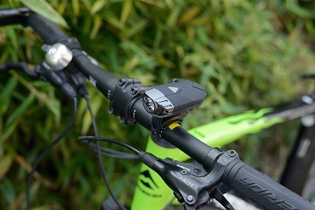 High Brightness USB Bicycle Light 300 Lumens , Aluminum Alloy Casing Bike Headlight USB