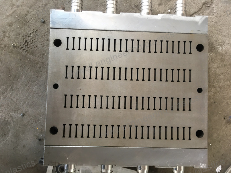 Plastic Extrusion Mould Thermal Barrier Strips Tape Extruding Moulding Die for Heat Insulation Profiles Production Line