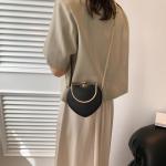 Letter Pattern Heart Shaped Chain Ladies' Handbags 2024 Luxury for Fashionable