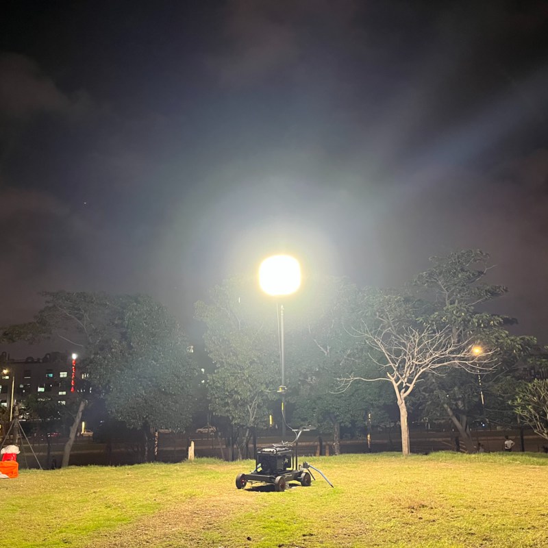 1400W High Brightness Glare Free Balloon Light Tower Tripod for Construction Mining