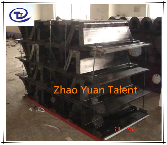 Arch rubber fender