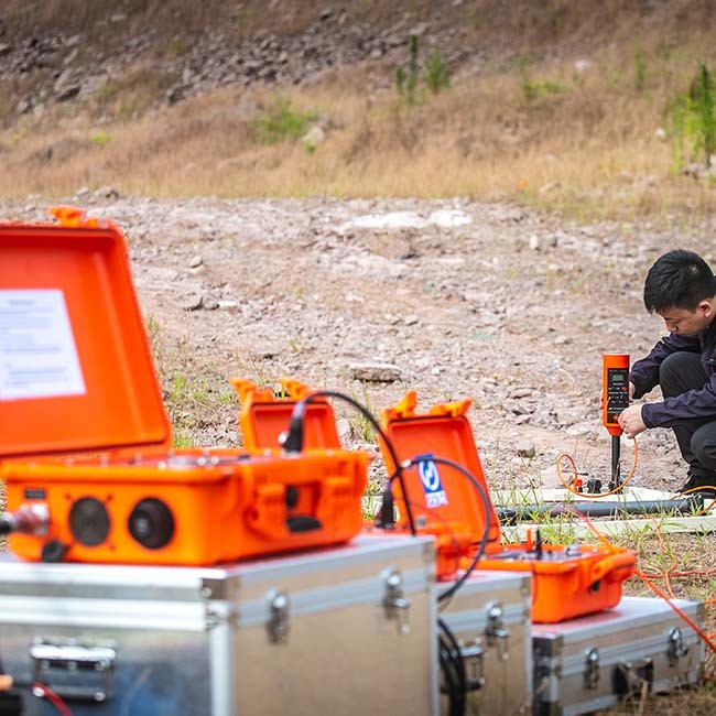 TEM Magnetic Survey Instruments Transient Electromagnetic For Water