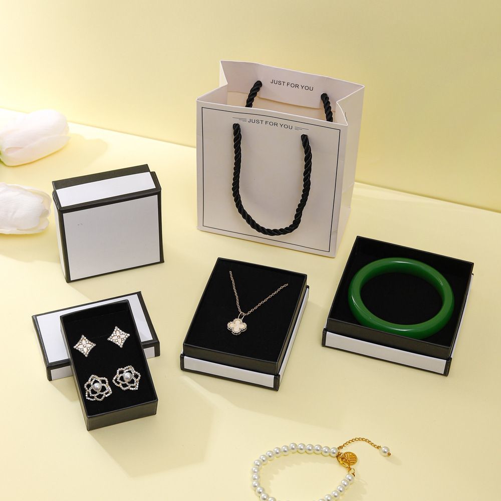 Black Foam Insert Luxury Jewelry Paper Packaging Gift Box