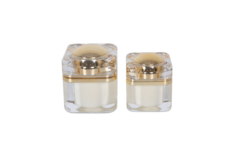 Eco Friendly Square Acrylic Lotion Pump Bottles Cream Jars Skincare Combination Set